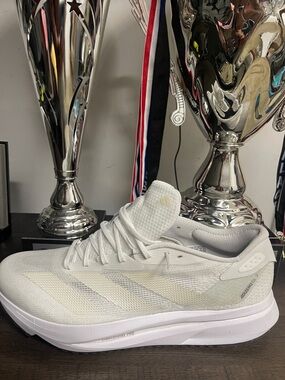 adidas Men’s White/Off-White Running Shoe - Lightweight Trainer